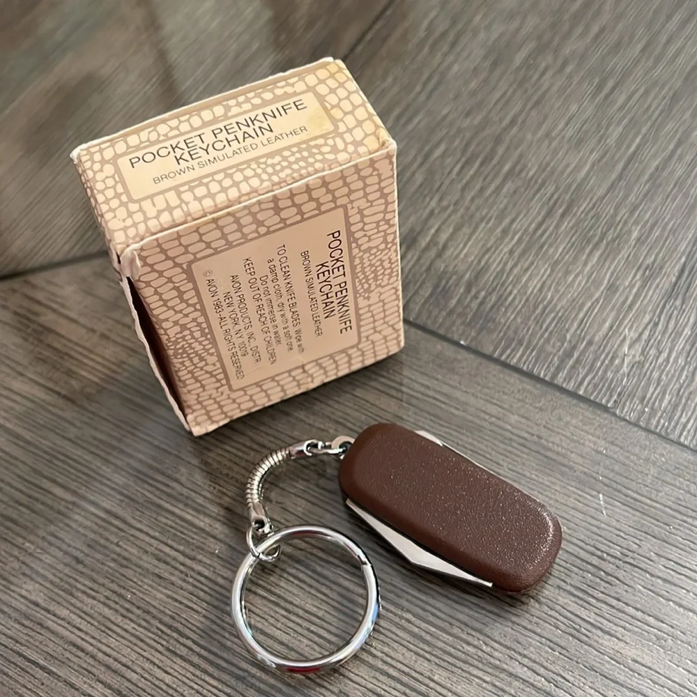 Vintage 1983 Avon Pocket Penknife Keychain Brown Simulated Leather